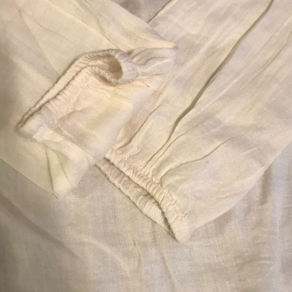 Embroidered top - Picture 4 of 5
